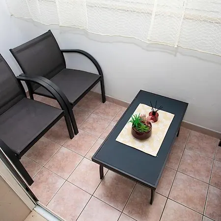 Apartment Ella *