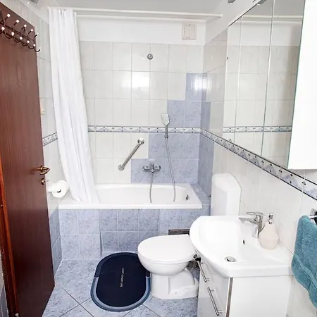 Apartment Ella